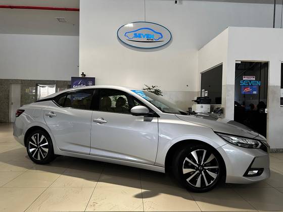 NISSAN SENTRA 2.0 16V GASOLINA EXCLUSIVE XTRONIC NISSAN SENTRA 2.0 16V GASOLINA EXCLUSIVE XTRONIC